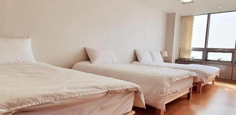 **  Aparthotel Treehouse Inczhon Korea Południowa